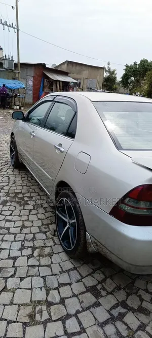 Toyota Corolla 2003 Gold