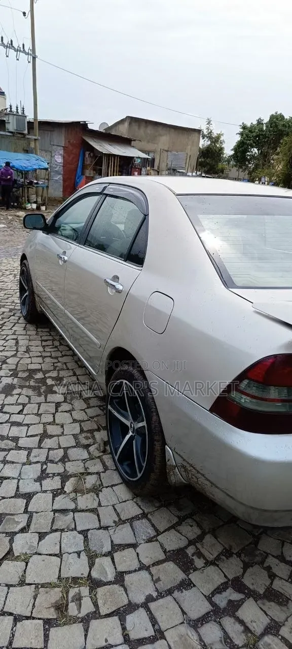 Toyota Corolla 2003 Gold