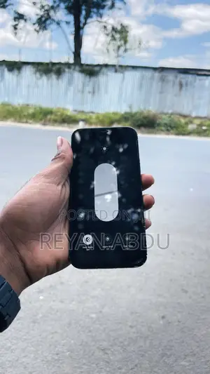 Apple iPhone 12 64 GB Black