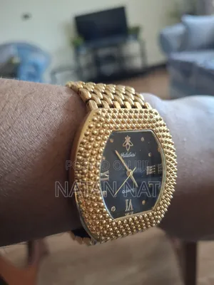 YaLaLuSi Vintage Luxury Tonneau Quartz Watch.