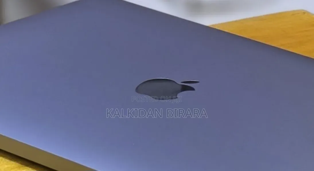 New Laptop Apple MacBook Air 2020 M1 16GB Apple M1 SSD 256GB