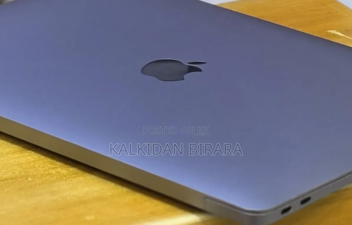 New Laptop Apple MacBook Air 2020 M1 16GB Apple M1 SSD 256GB
