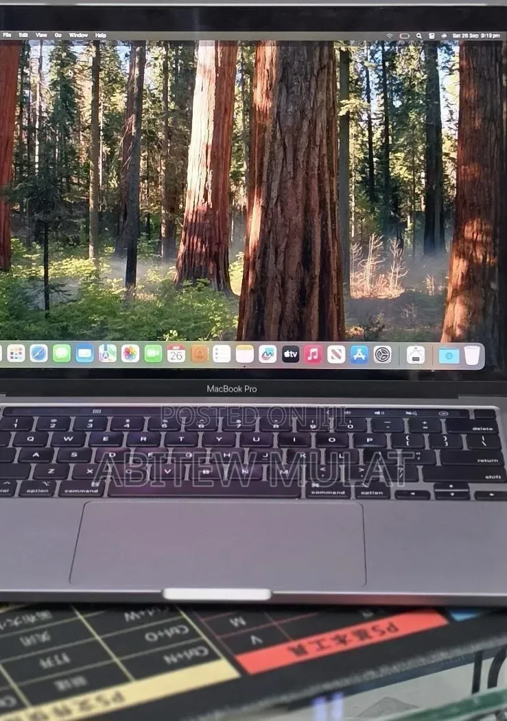 New Laptop Apple MacBook Pro 2021 M1 32GB Apple M1 Pro SSD 1T