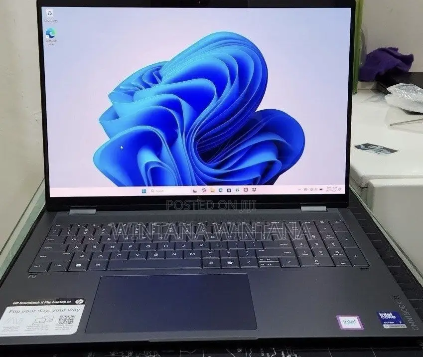New Laptop HP OmniBook Ultra Flip 16" 16GB Intel Core Ultra 7 SSD 1T