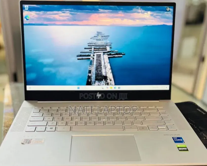 New Laptop HP 16GB Intel Core i7 SSD 512GB