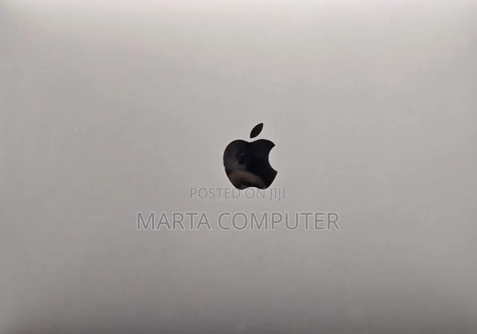 New Laptop Apple MacBook Pro 2020 M1 8GB Apple M1 SSD 512GB