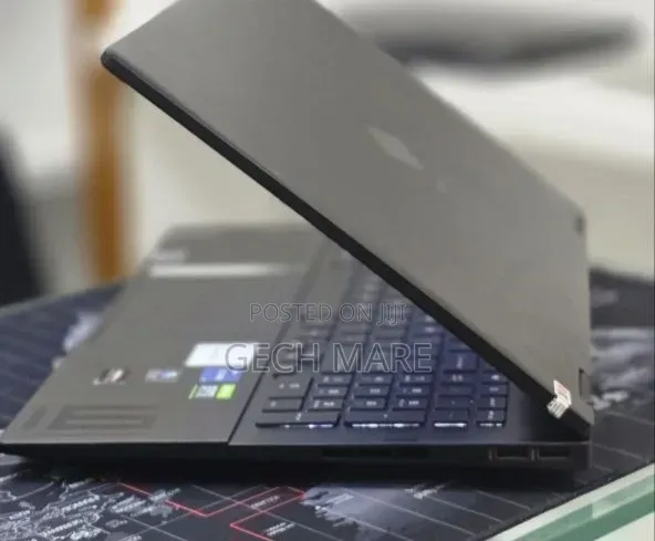 New Laptop HP Omen 15 16GB Intel Core i9 SSD 512GB