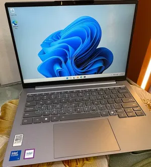 New Laptop Lenovo Legion 5 16GB Intel Core 5 SSD 512GB
