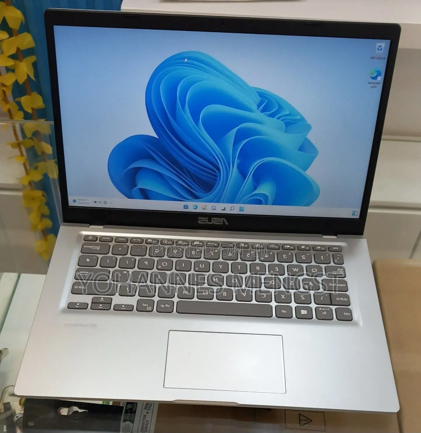 New Laptop Asus VivoBook 15 X505BA 8GB SSD 256GB