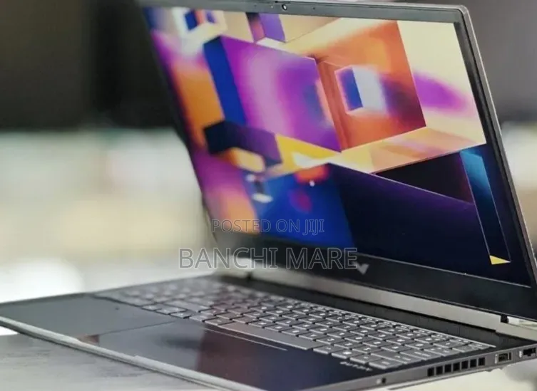 New Laptop HP Victus 16 16GB Intel Core i7 SSD 512GB