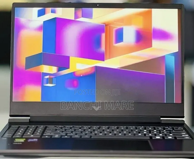 New Laptop HP Victus 16 16GB Intel Core i7 SSD 512GB