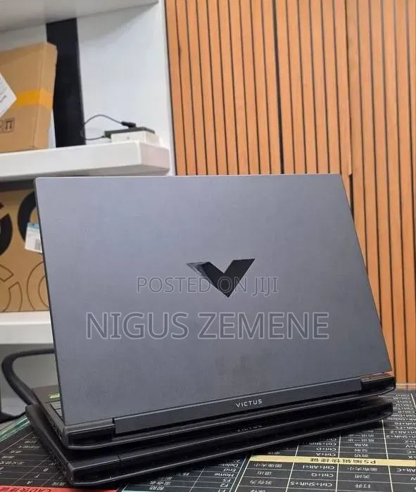 New Laptop HP Victus 15 8GB AMD Ryzen 5 SSD 512GB