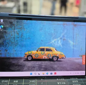 New Lenovo Yoga Pro 9i Aura Edition 32GB Intel Core Ultra 7 SSD 1T