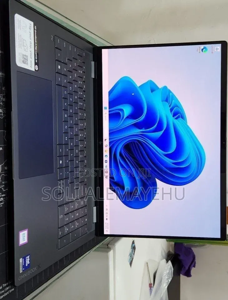 New Laptop HP OmniBook X Flip 16" 16GB Intel Core Ultra 7 SSD 1T
