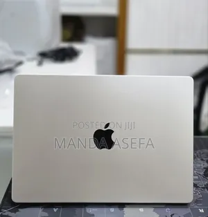 New Laptop Apple MacBook Pro 2024 M4 24GB Apple M4 SSD 512GB