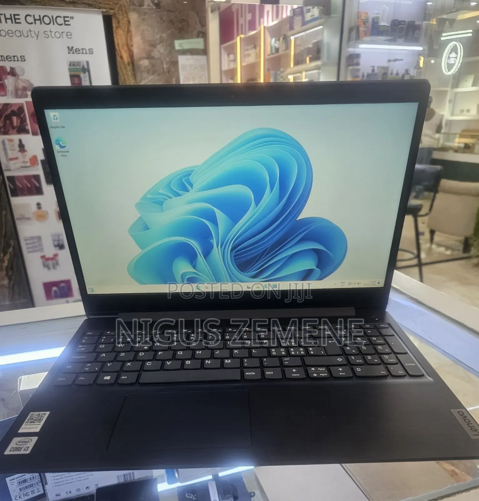 New Laptop Lenovo IdeaPad Z480 8GB Intel Core i3 SSD 512GB