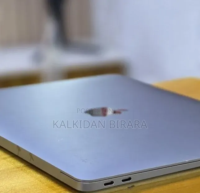 New Laptop Apple MacBook Air 2020 M1 16GB Apple M1 SSD 256GB