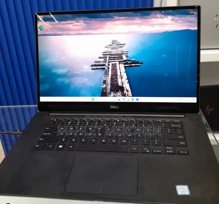 New Laptop Dell Precision 5540 16GB Intel Core i7 SSD 512GB