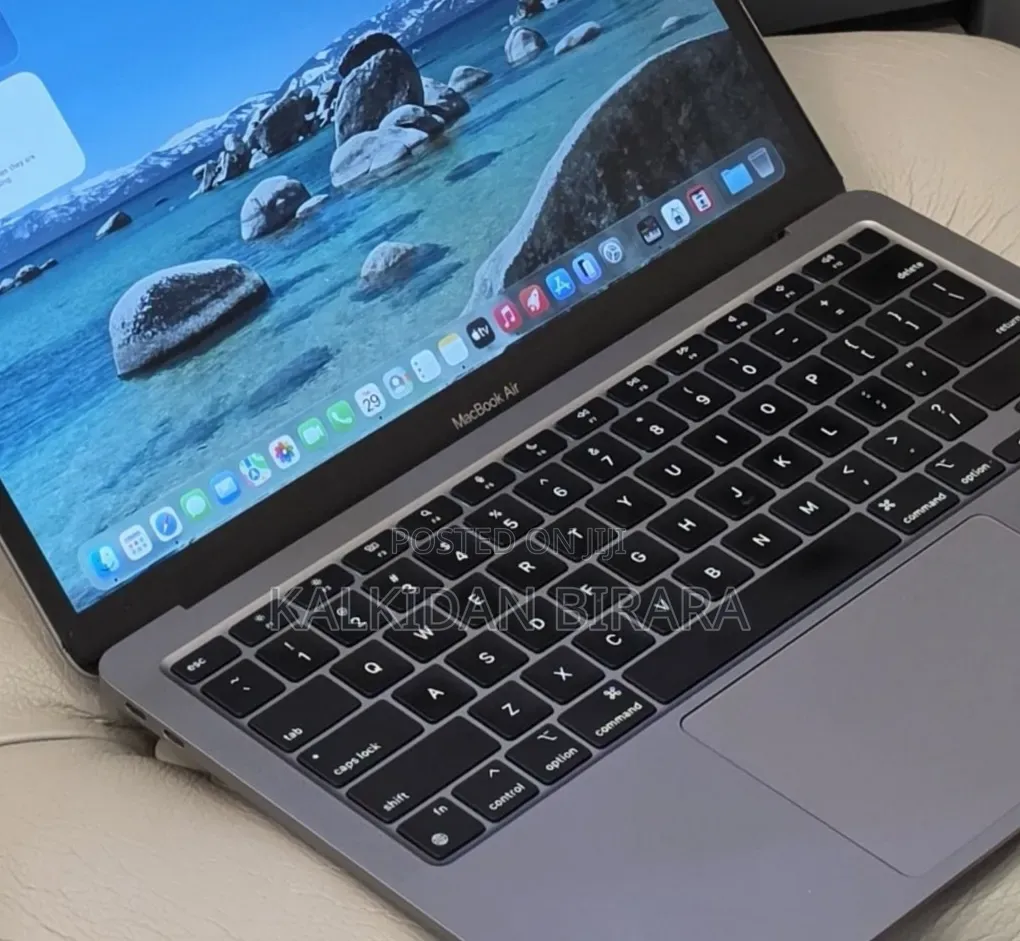 New Laptop Apple MacBook Air 2020 M1 16GB Apple M1 SSD 512GB