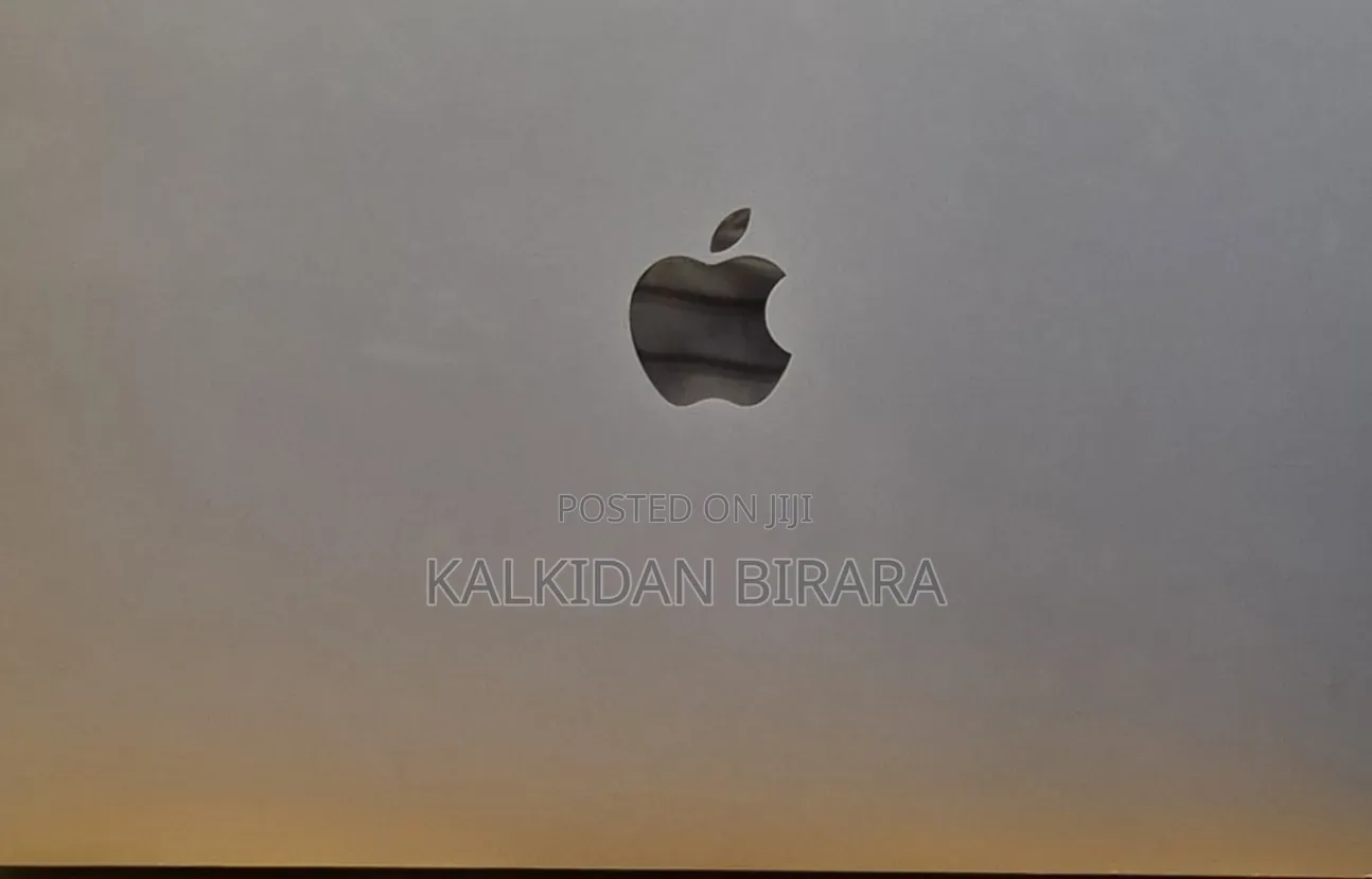 New Laptop Apple MacBook Air 2020 M1 16GB Apple M1 SSD 512GB