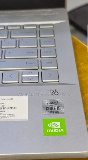 New Laptop HP Pavilion 14 8GB Intel Core i5 SSD 512GB