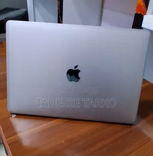 New Laptop Apple MacBook Air 2019 8GB Intel Core i5 SSD 128GB