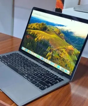 New Laptop Apple MacBook Air 2019 8GB Intel Core i5 SSD 128GB