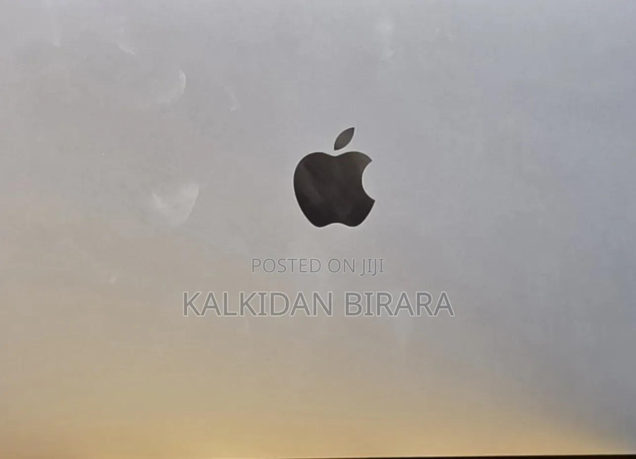New Laptop Apple MacBook Air 2020 M1 8GB Apple M1 SSD 256GB