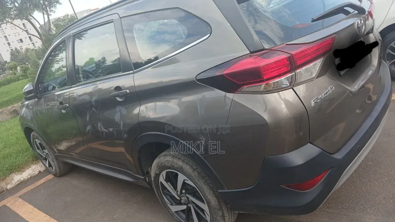 Toyota Rush 1.5 AWD 2021 Gray