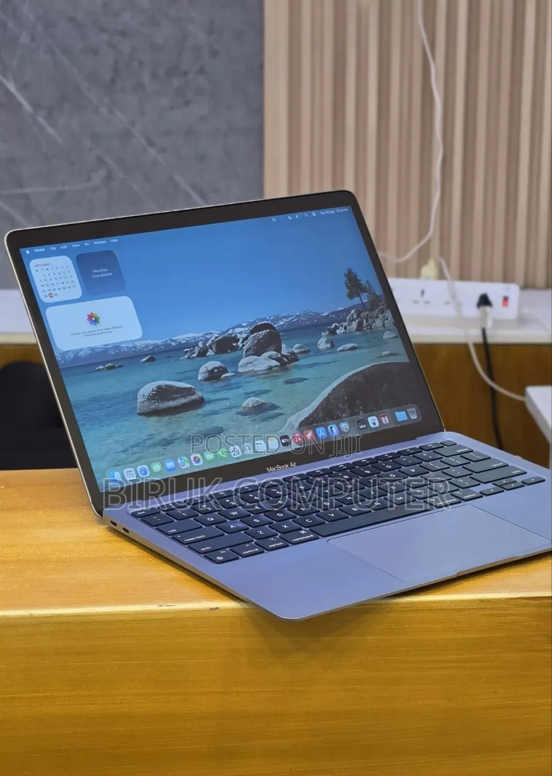 New Laptop Apple MacBook Air 2020 M1 16GB Apple M1 SSD 512GB