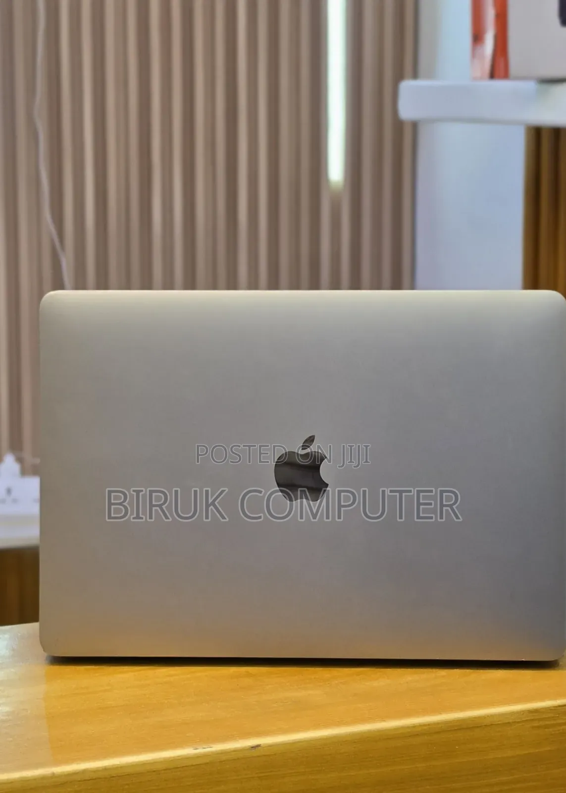 New Laptop Apple MacBook Air 2020 M1 16GB Apple M1 SSD 512GB