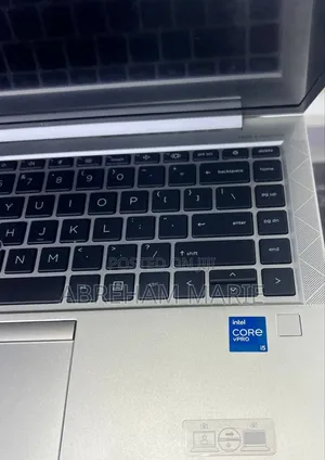 New Laptop HP EliteBook 840 G8 16GB Intel Core i5 SSD 512GB