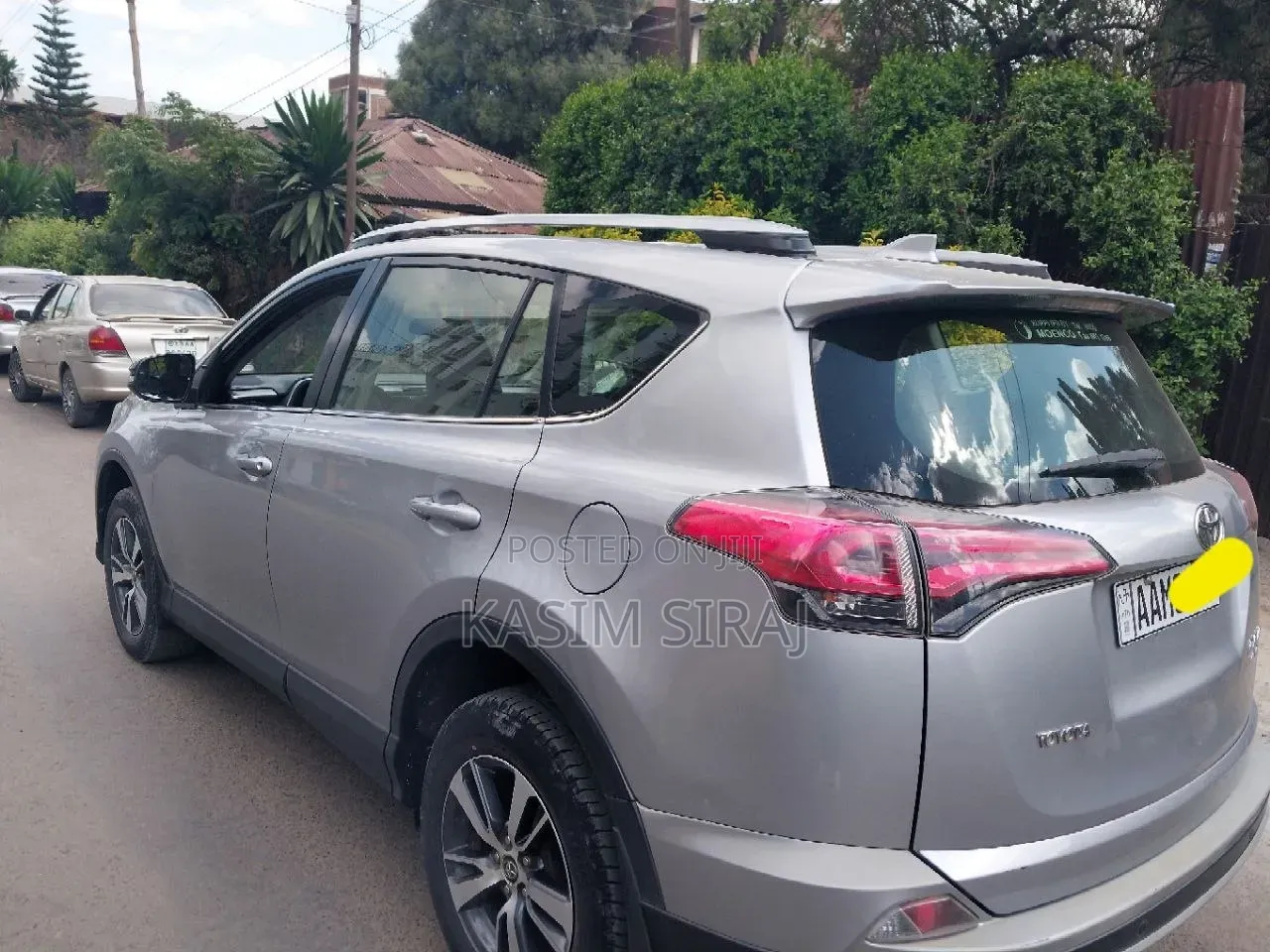 Toyota RAV4 LE AWD (2.5L 4cyl 6A) 2017 Silver