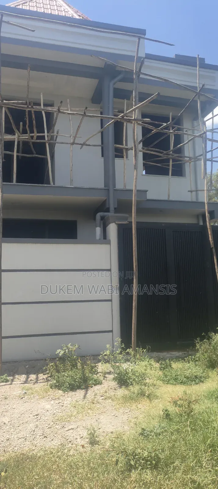 8bdrm Townhouse/Terrace in Bishoftu Jenesis, East Shewa for sale