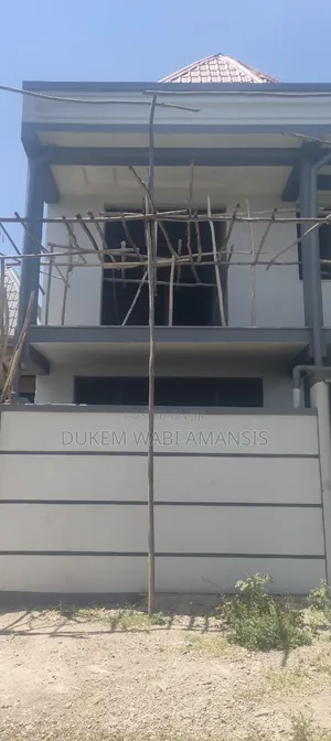 8bdrm Townhouse/Terrace in Bishoftu Jenesis, East Shewa for sale