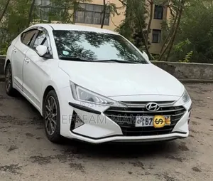 Hyundai Avante 2020 White