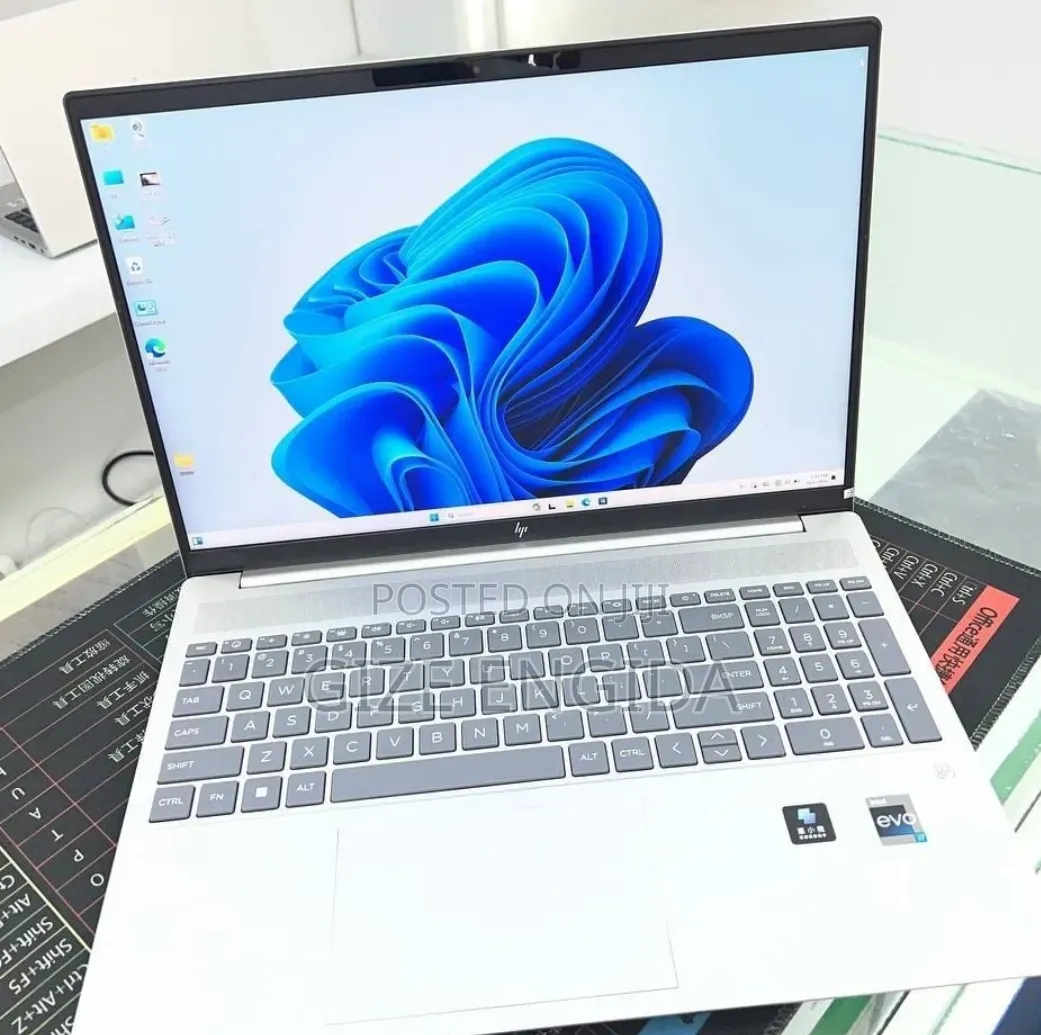 New Laptop HP Pavilion 15z 16GB Intel Core i7 SSD 1T