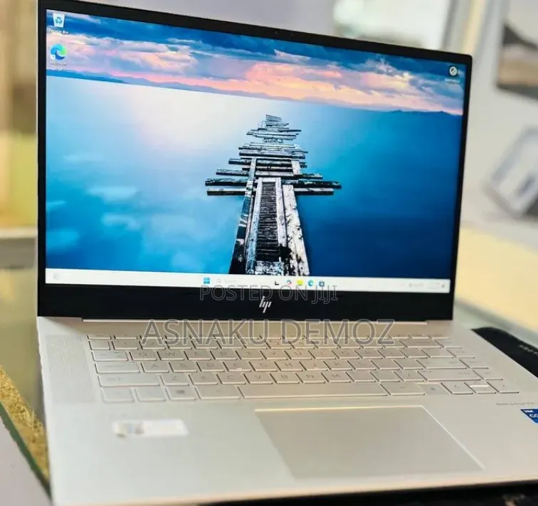 New Laptop HP Envy 15 16GB Intel Core i7 SSD 512GB