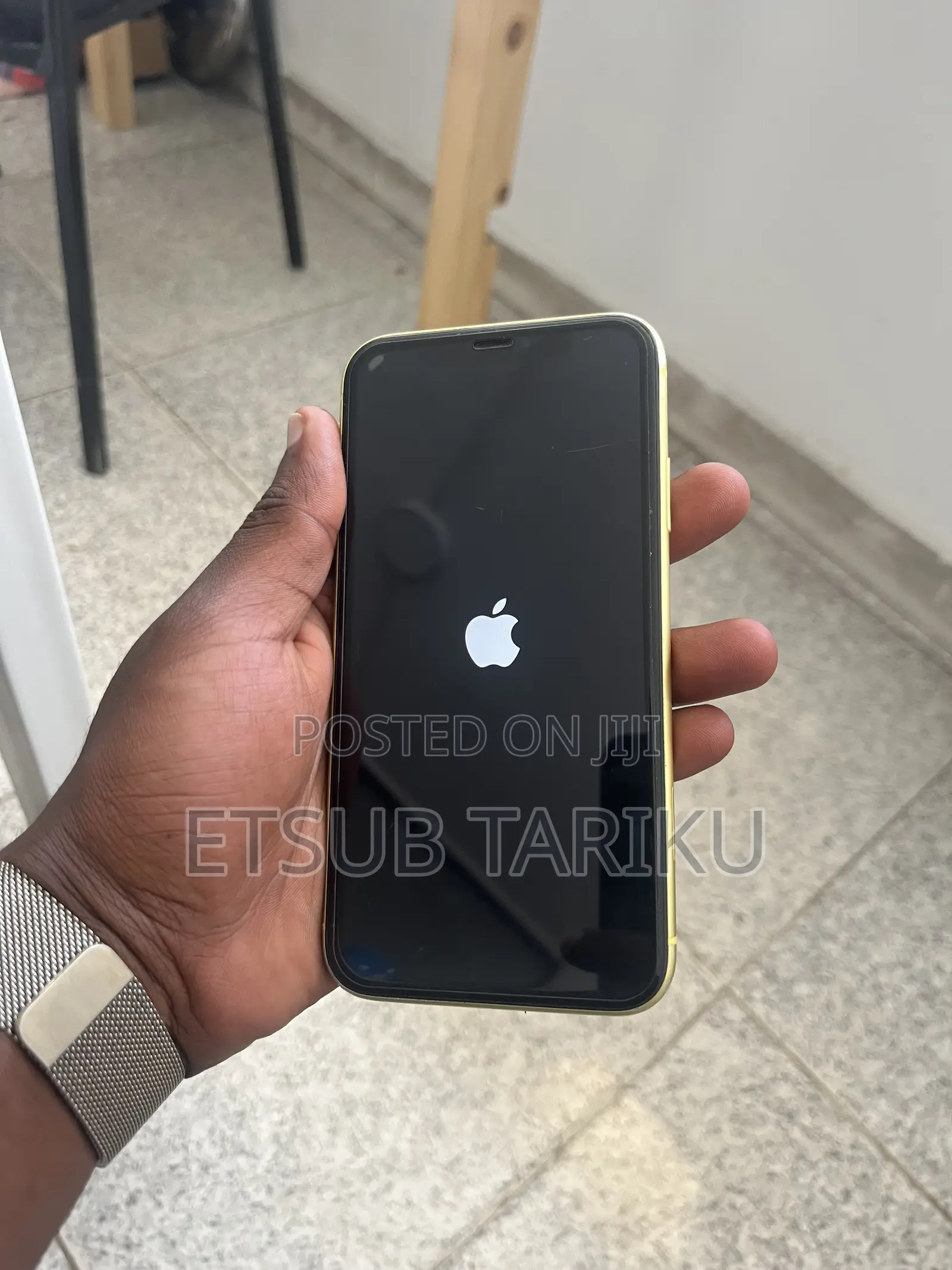Apple iPhone 11 128 GB Yellow