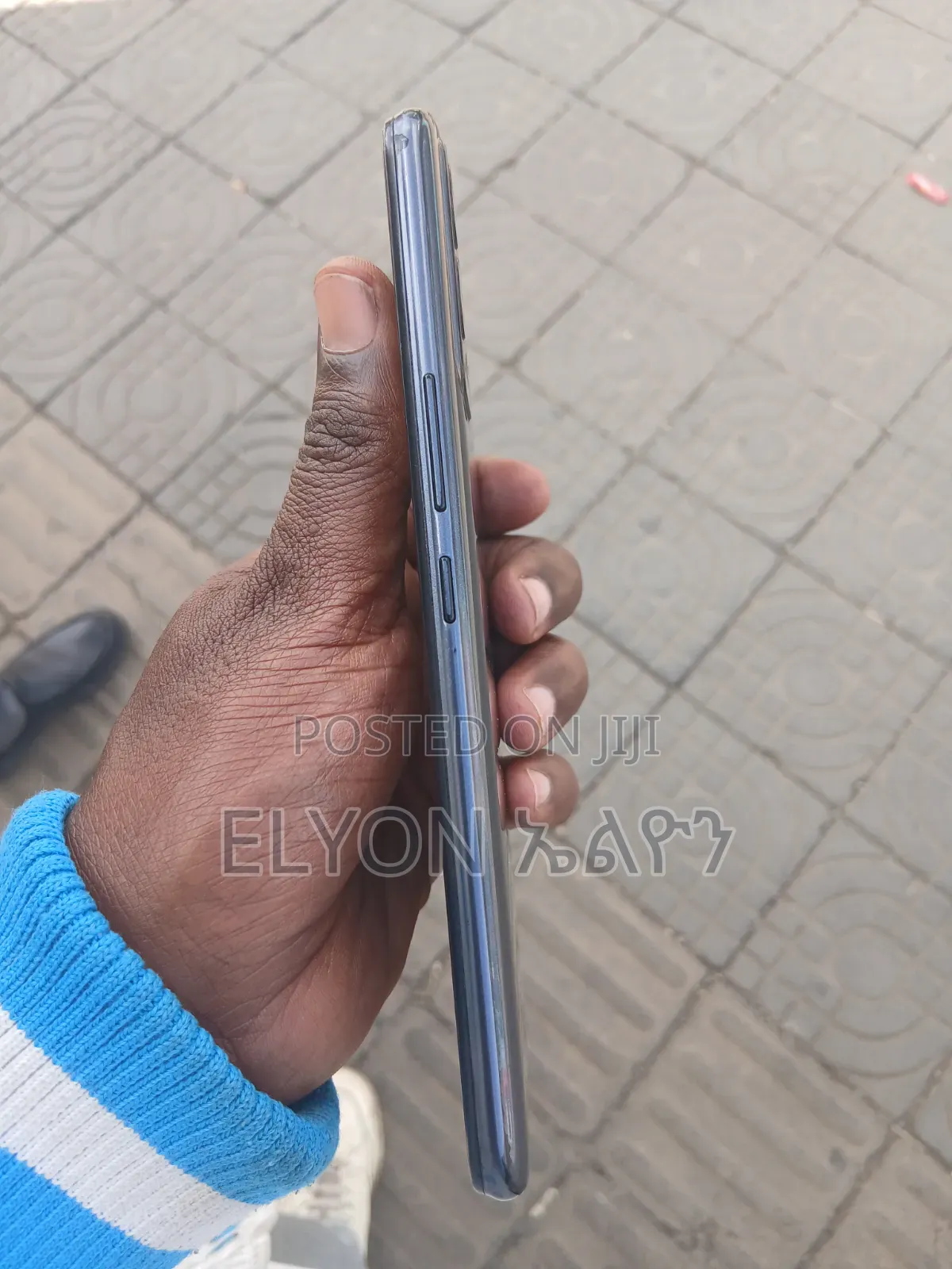 Infinix Hot 12 play 64 GB Black