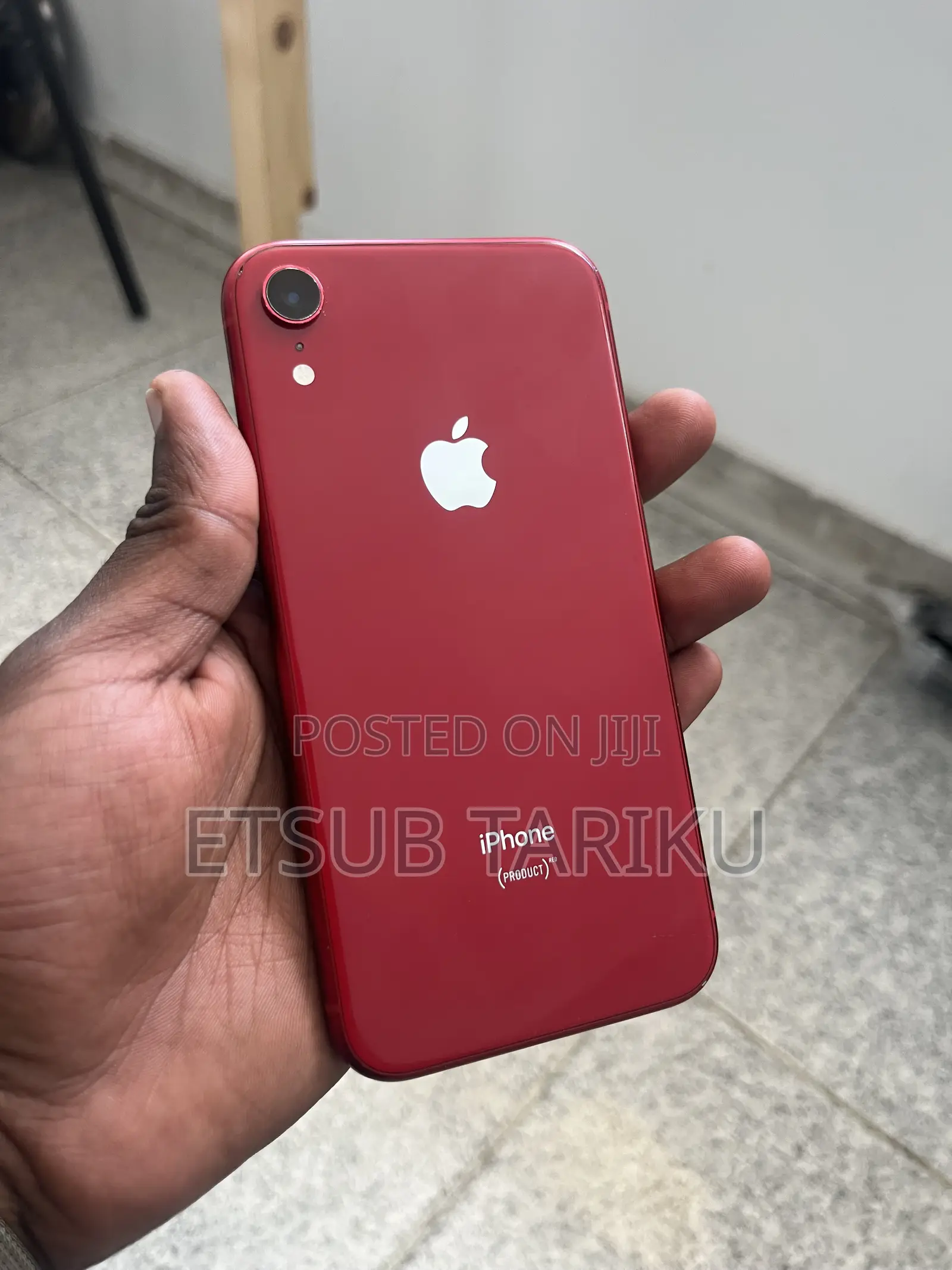 Apple iPhone XR 64 GB Red
