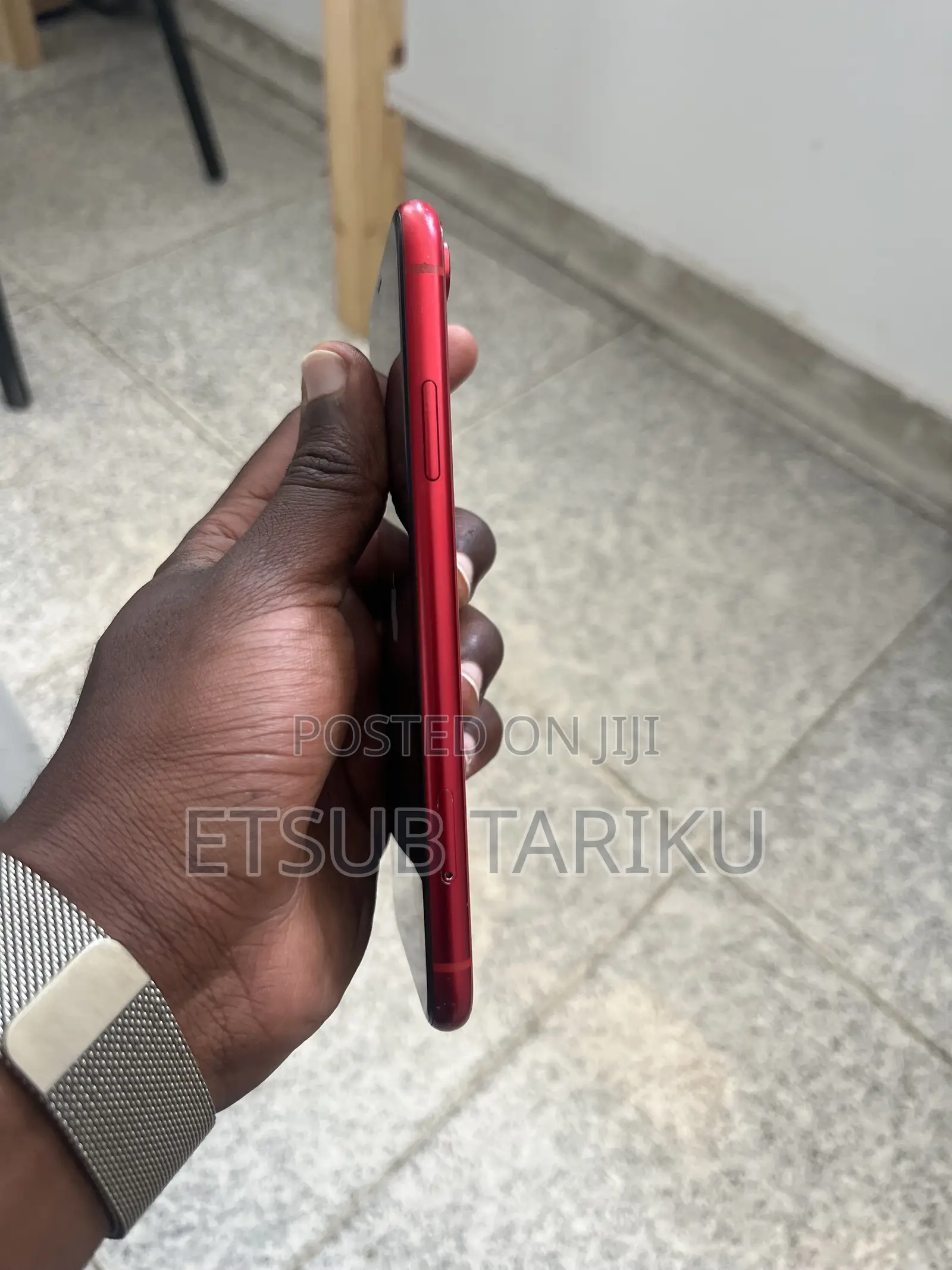 Apple iPhone XR 64 GB Red