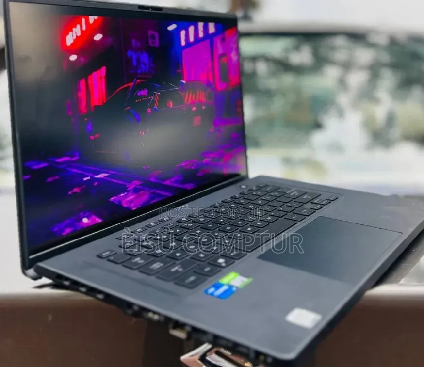 New Laptop Asus ROG Zephyrus M16 16GB Intel Core i7 SSD 512GB