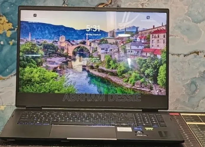 New Laptop HP 16GB Intel Core i7 SSD 512GB