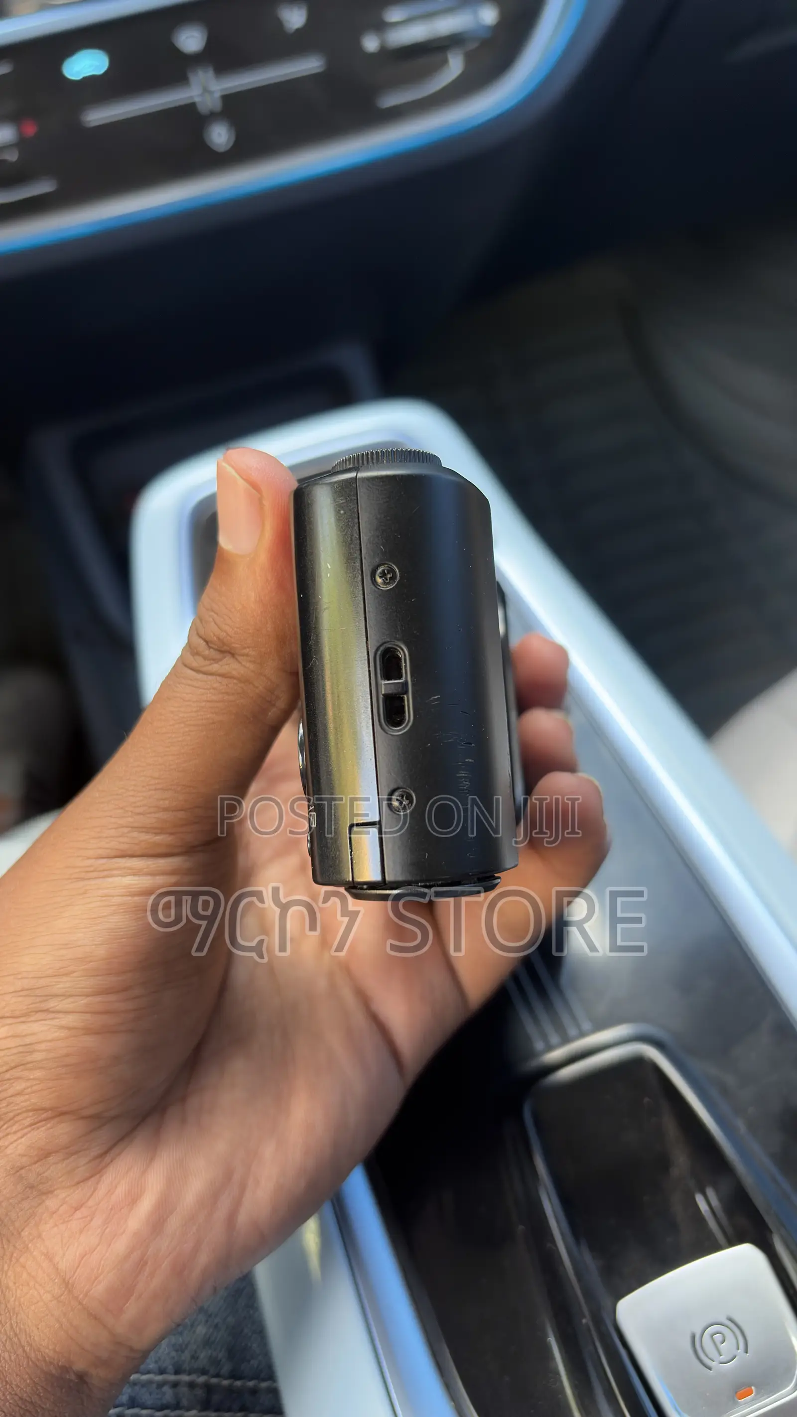 Sony Cyber Shot DSC-H70 Camera
