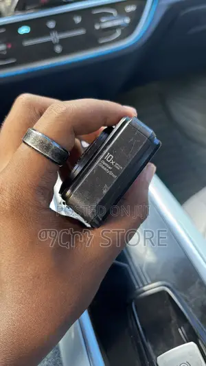 Sony Cyber Shot DSC-H70 Camera