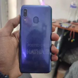 Samsung Galaxy A20e 32 GB Blue