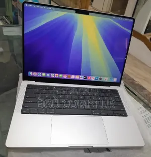 New Laptop Apple MacBook Pro 2024 M4 24GB Apple M4 Pro SSD 512GB