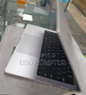 New Laptop Apple MacBook Pro 2024 M4 24GB Apple M4 Pro SSD 512GB