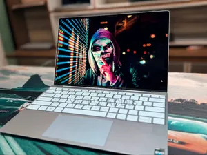 New Laptop Dell XPS 13 16GB Intel Core i7 SSD 512GB